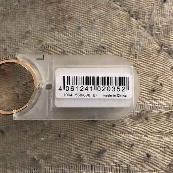 Rainbow ring - Picture 5 of 5